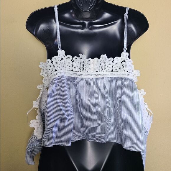 NWT LF Seek the Label Cold Shoulder Top - Picture 5 of 8